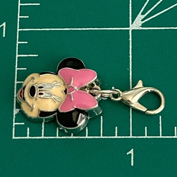 Disney Minnie Mouse Clip On Charm Pink Bow Enamel Zipper Pull Purse Signed Smile - Picture 8 of 8